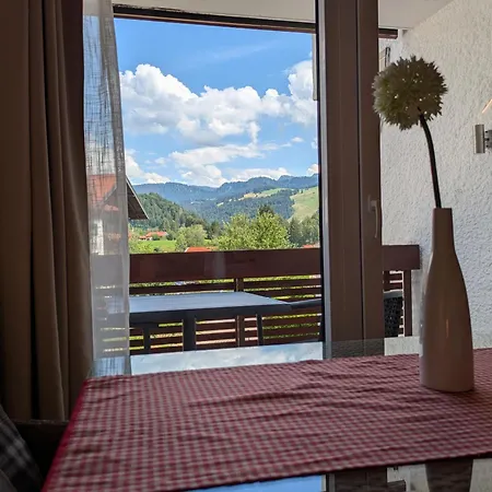 Appartement Vital Allgaeu Mit Schwimmbad, Sauna & Oberstaufen